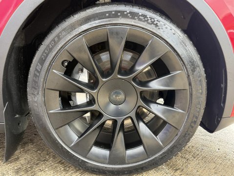 Tesla Model Y (Dual Motor) Long Range SUV 5dr Electric Auto 4WDE (384 bhp) 14