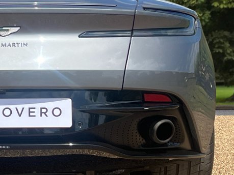 Aston Martin DB11 V12 22