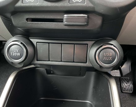 Suzuki Ignis 1.2 Ignis SZ-T DualJet 5dr 36