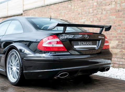 Mercedes-Benz CLK DTM AMG 27