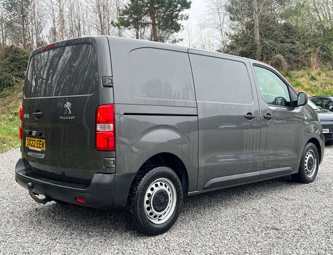 Peugeot Expert 2.0 Expert Professional Premium L1 Blue HDi 3