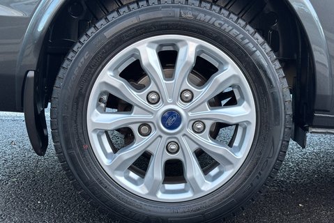 Ford Tourneo Custom 320 130 ps Titanium L2 9 Seater - Automatic 30