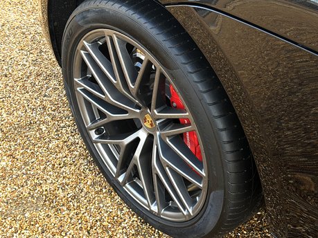 Porsche Macan GTS PDK 31