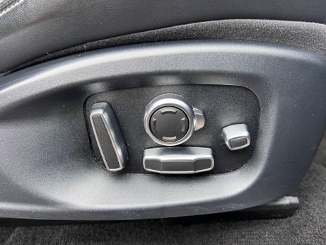 Jaguar E-Pace 2.0 D180 R-Dynamic HSE Auto AWD Euro 6 (s/s) 5dr 46