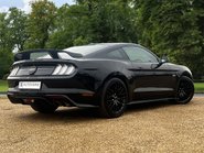 Ford Mustang GT 5