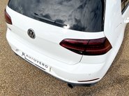 Volkswagen Golf GTI PERFORMANCE TSI DSG 34