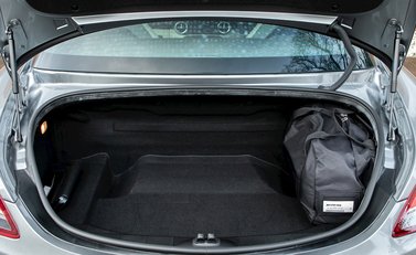 Mercedes-Benz SLS AMG 28