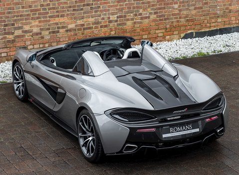 McLaren 570S Spider 13