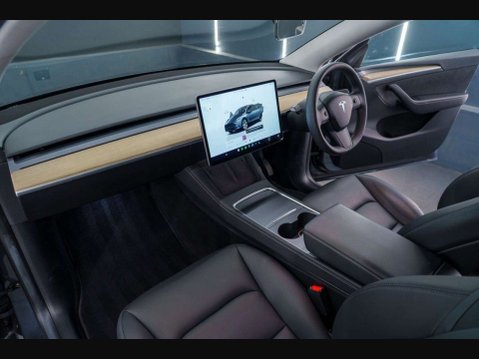 Tesla Model Y (Dual Motor) Long Range SUV 5dr Electric Auto 4WDE (384 bhp) NEW IN STOCK 27