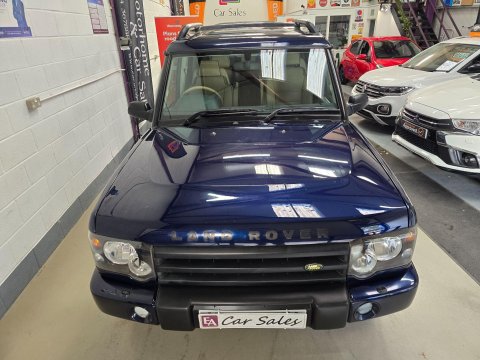 Land Rover Discovery 2.5 TD5 ES Premium Station Wagon 5dr Diesel Automatic (7 Seats) (284 g/km, 15