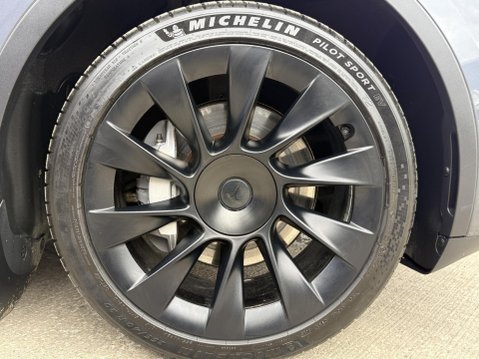 Tesla Model Y (Dual Motor) Long Range SUV 5dr Electric Auto 4WDE (384 bhp) 14