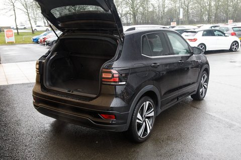 Volkswagen T-Cross R-LINE TSI DSG 35