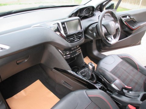 Peugeot 2008 1.2 PureTech GT Line Euro 6 (s/s) 5dr 11