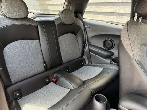 Mini Hatch Cooper S Electric Level 2 3dr 45