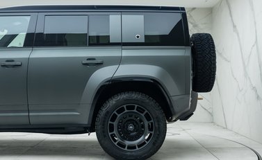 Land Rover Defender 110 OCTA EDITION ONE 46