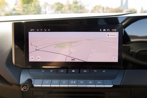 Vauxhall Astra ULTIMATE PHEV 27