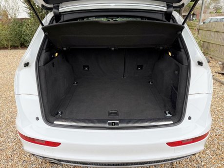 Audi Q5 2.0 TDI S line Plus SUV 5dr Diesel S Tronic quattro Euro 6 (s/s) (190 ps) 21