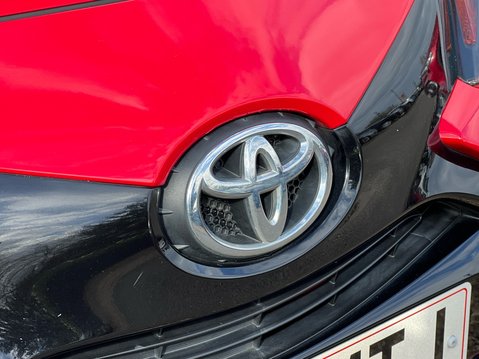 Toyota Aygo VVT-I X-PLAY X-SHIFT 13