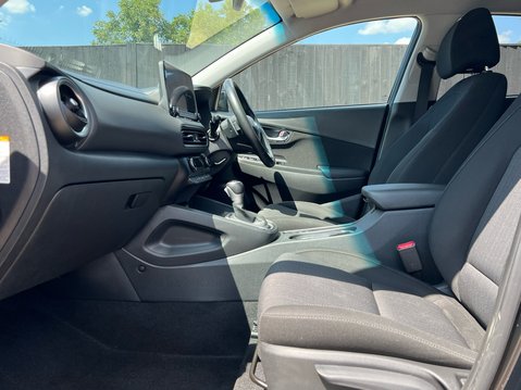 Hyundai KONA GDI PREMIUM 3
