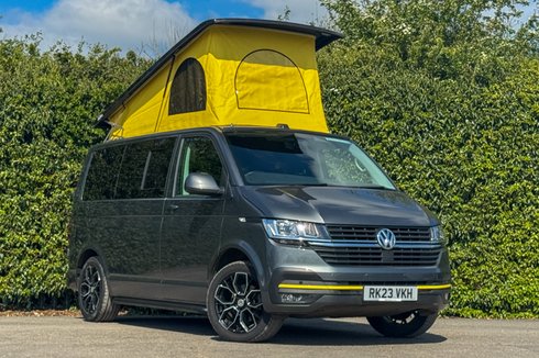 Volkswagen Transporter Camper | Pop Top | AUTO | 4 Berth | Kitchen | Solar | NO VAT | Euro 6