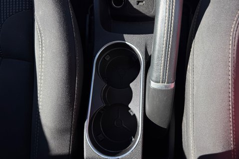 Ford Fiesta TITANIUM,,FORD SYNC,.ONLY £20;00 R:TAX,,STUNNING EXAMPLE  25