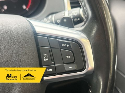 Land Rover Discovery Sport 2.0 Discovery Sport Black HSE TD4 Auto 4WD 5dr 44