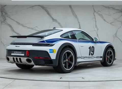 Porsche 911 Dakar 3