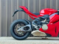 Ducati Panigale V4 1.1 Panigale V4 S 4