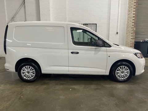 Volkswagen Caddy C20 TDI COMMERCE PLUS 4