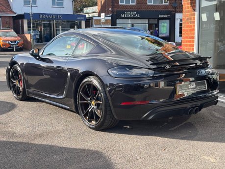 Porsche 718 Cayman 2.5T GTS Coupe 2dr Petrol PDK Euro 6 (s/s) (365 ps) 2