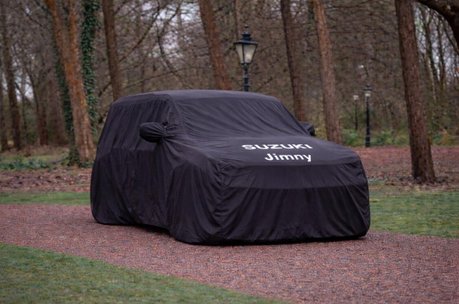 Suzuki Jimny Sierra 1.5 Automatic 1