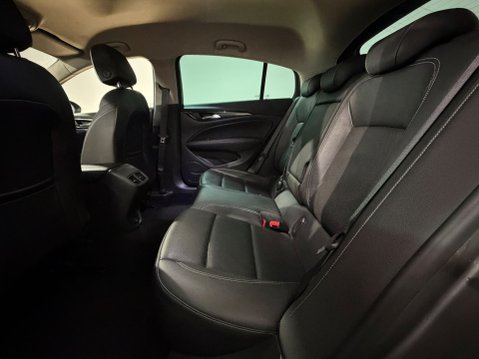 Vauxhall Insignia ELITE NAV 18