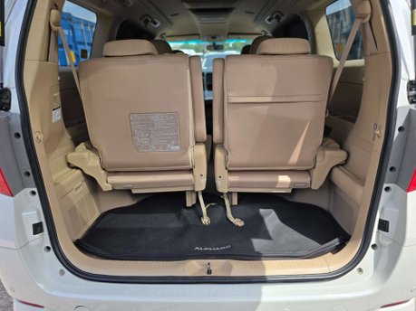 Toyota Alphard Auto+Hybrid+7Seats+Clean 7