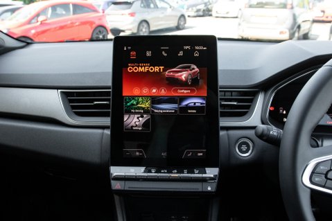 Renault Captur TECHNO TCE 24