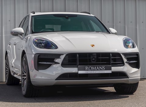 Porsche Macan GTS 1