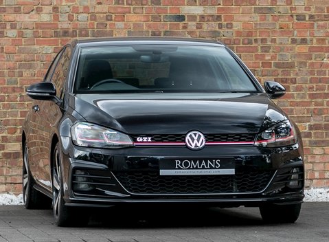 Volkswagen Golf GTI 1