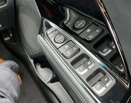 Kia Niro 1.6 Niro 2 HEV Semi-Auto 5dr 61