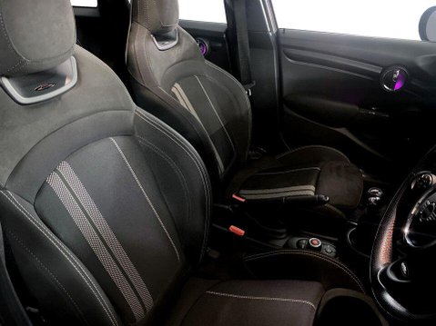 Mini Hatch 1.5 Cooper Sport Hatchback 5dr Petrol Manual Euro 6 (s/s) (136 ps) Air Con 11