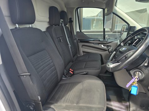 Ford Transit Custom 280 LIMITED P/V ECOBLUE 9