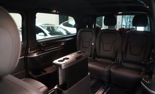 Mercedes-Benz Eqv 300 SPORT PREMIUM 7 Seats Full MB Service history Adaptive Cruise 360 Cam  24