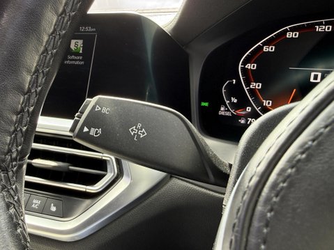 BMW 3 Series 3.0 M340d MHT Saloon 4dr Diesel Hybrid Auto xDrive Euro 6 (s/s) (340 ps) 36