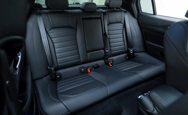 Alfa Romeo Giulia QUADRIFOGLIO 17