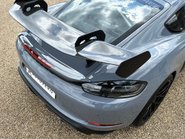 Porsche 718 CAYMAN GT4 RS PDK 29