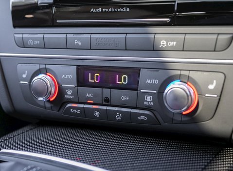 Audi RS6 Avant Performance 17