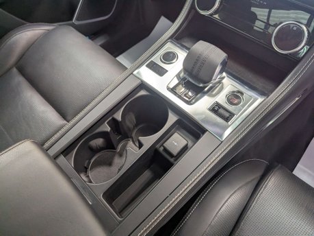 Jaguar F-Pace 2.0 F-PACE R-Dynamic HSE D MHEV AWD Auto 4WD 5dr 55