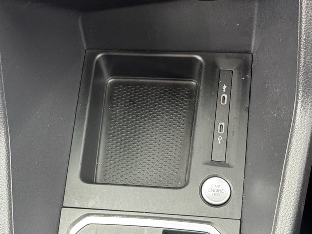 Ford Transit Connect AUTO LWB [SOLD CR] L2H1 Low Roof PHEV Trend 250 Air Con Nav Sensors EURO 6 42