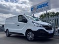 Renault Trafic 2.0 dCi ENERGY 28 Business+ Panel Van 5dr Diesel Manual SWB Standard Roof E 1