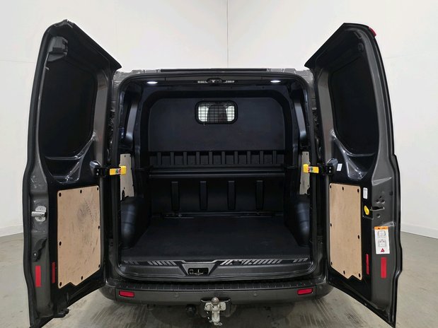 Ford Transit Custom Transit Custom 320L1 H1 Sport DCIV 2.0 EcoBlue 185ps Low Roof D/Cab Sport V 10