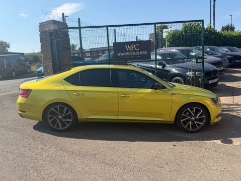 Skoda Superb 2.0 Superb SportLine+ TDI Semi-Auto 5dr 8