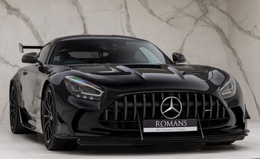 Mercedes-Benz Amg GT Black Series 1